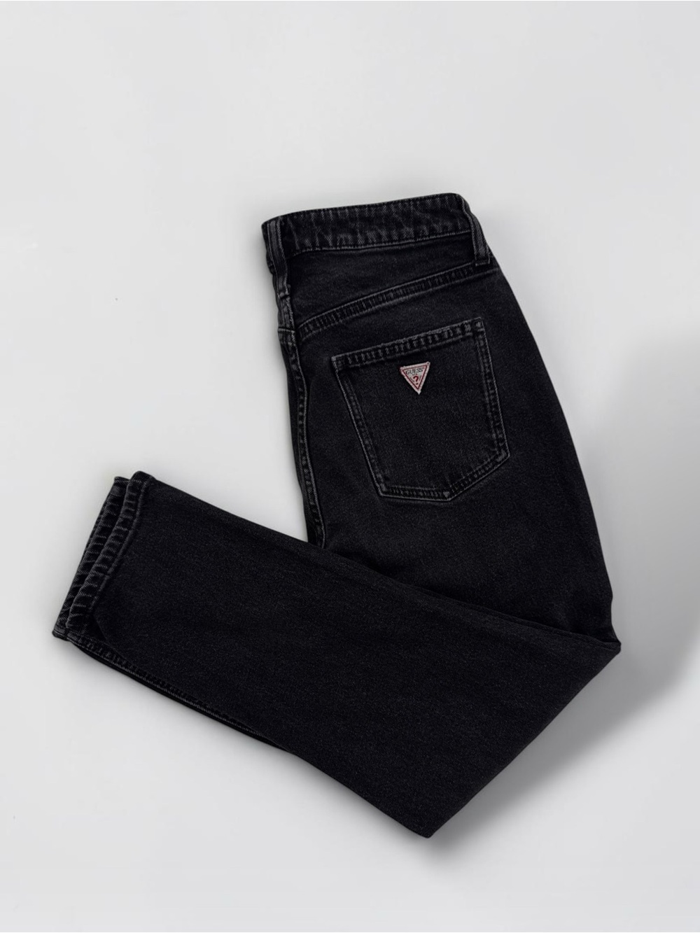 ✨Guess✨Los Angeles✨Vintage Style, Distressed Charcoal Mom Jeans